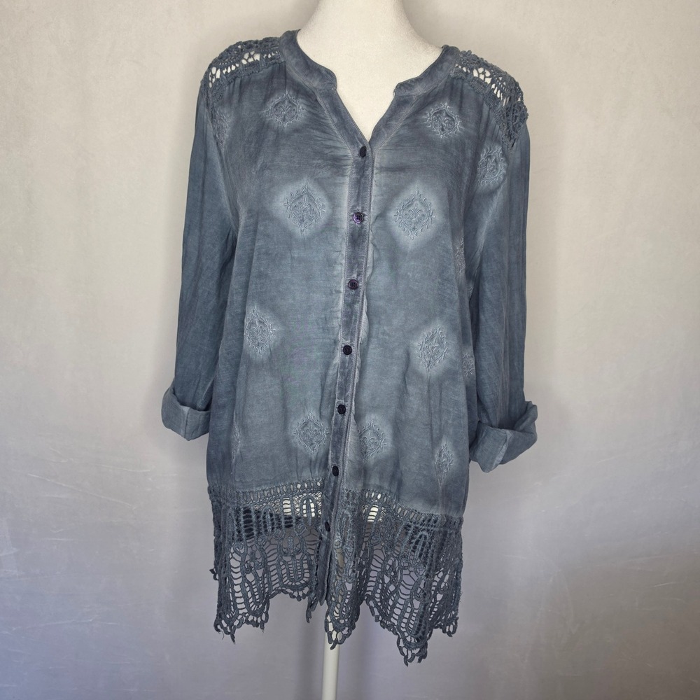 Chicos Crochet Touches Callie Lace Embroidered Button Front Tunic Style Size 2